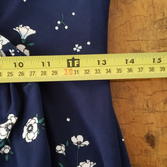 CHAPS LONG SLEEVED DRESS - Picture 10 of 14